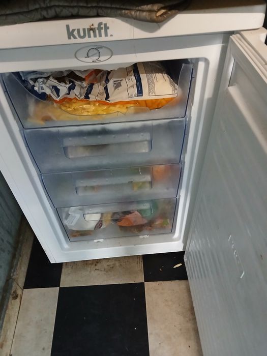 Frio pequeno 4 portas