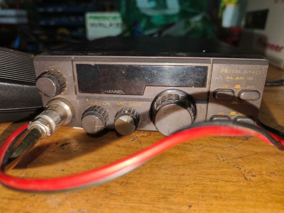 Midland Alan 18 CB Radio + słuchawka + antena magnetyczna+ przewody