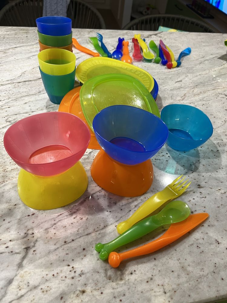 Набір пластикового посуду для пікніка для природи