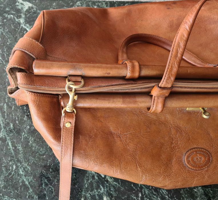 Linda Mala Italiana em Couro/Pele. Baixa de Preço!!!