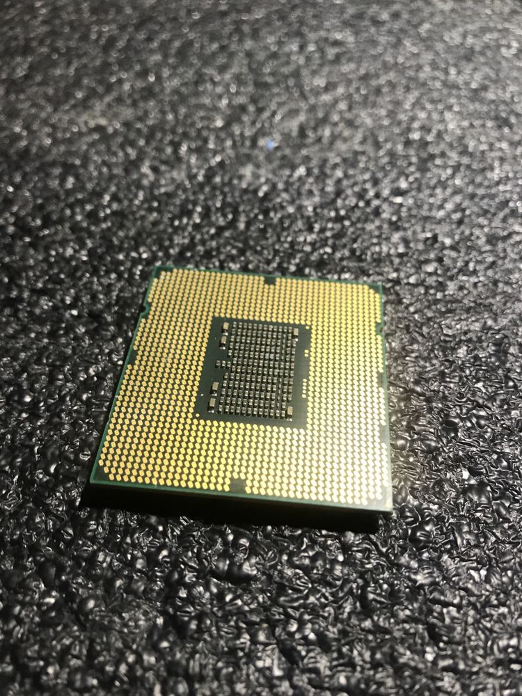 Intel xeon x5560 , x5570 4ядер 8потоків, сокет 1366