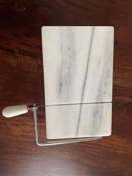 Vintage marmurowa gilotyna kuchenna do sera