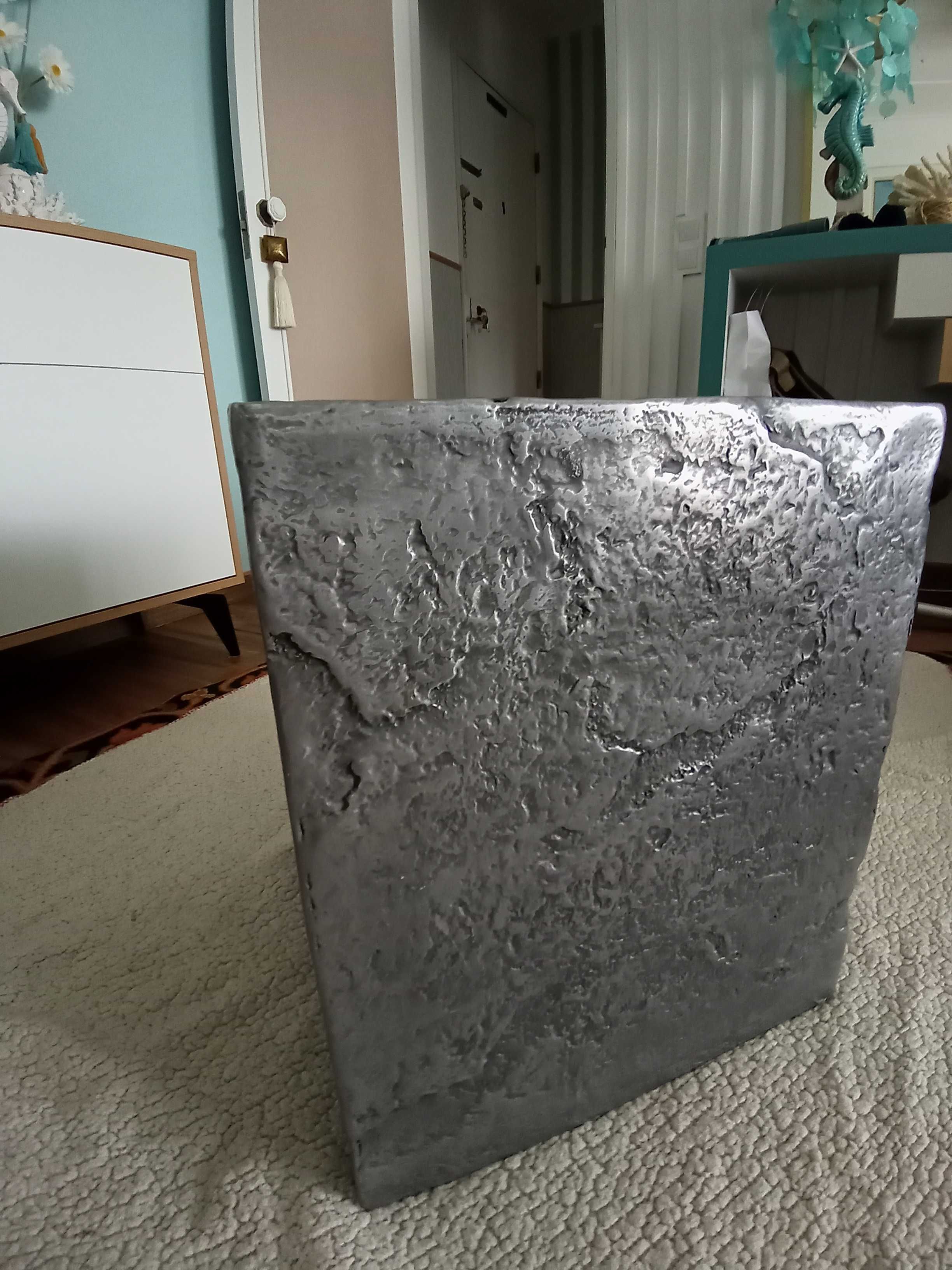 Cubo banqueta/mesa apoio 44x37cm,imitação pedra.Resistente.LER TUDO!