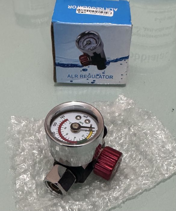 Pistola de Pintura Profissional + Panos agarra pó +  manômetro.