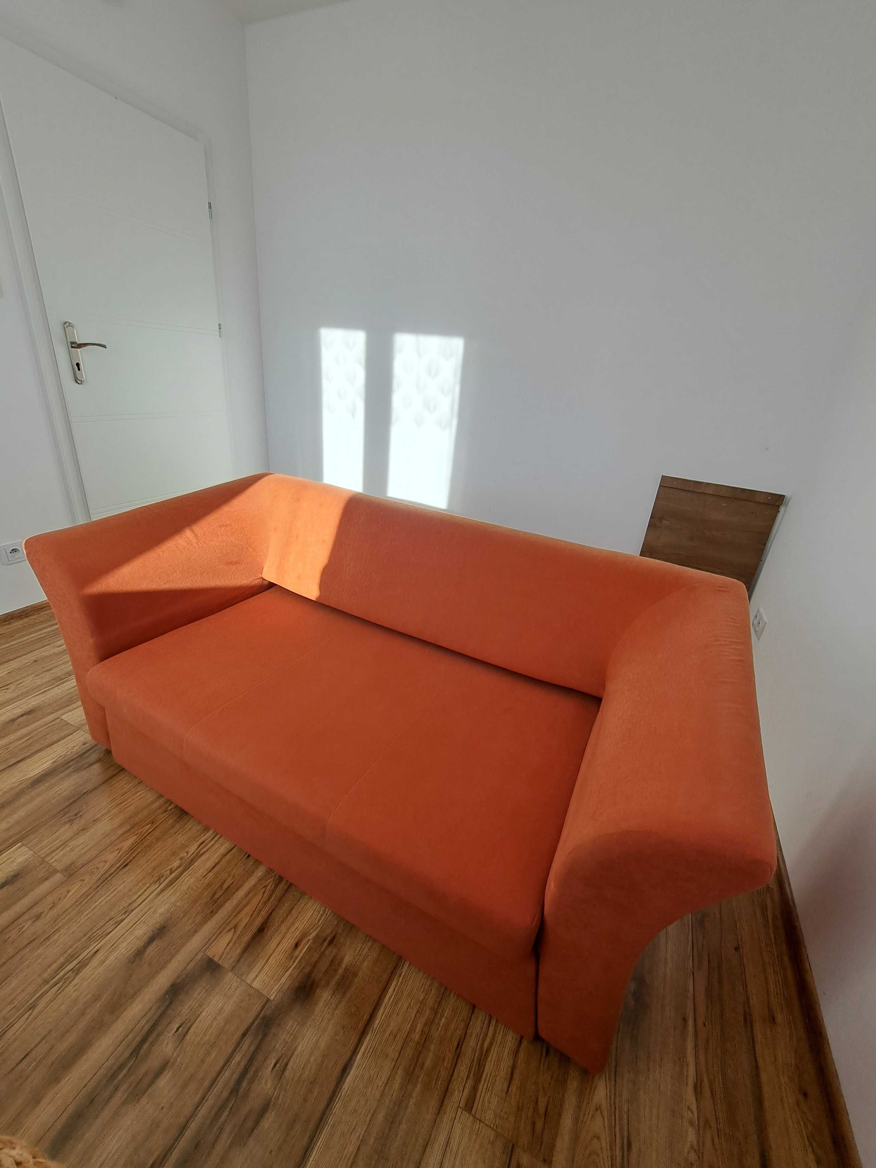 Sofa z funkcją spania orange