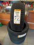 Nowa Opona Całoroczna 225/40R18 92W TRAZANO 2024r