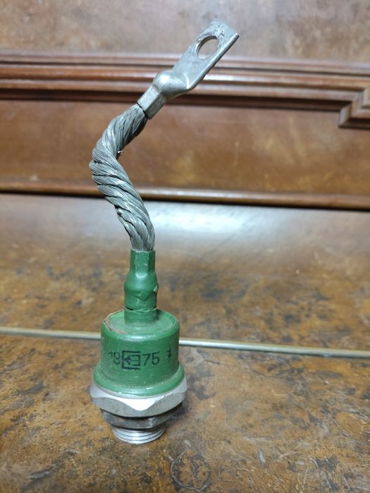 Диод ВЛ50-9 1975г