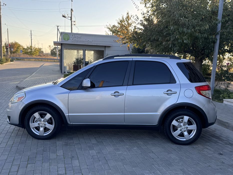 Suzuki SX4 2013 АВТОМАТ полный привод