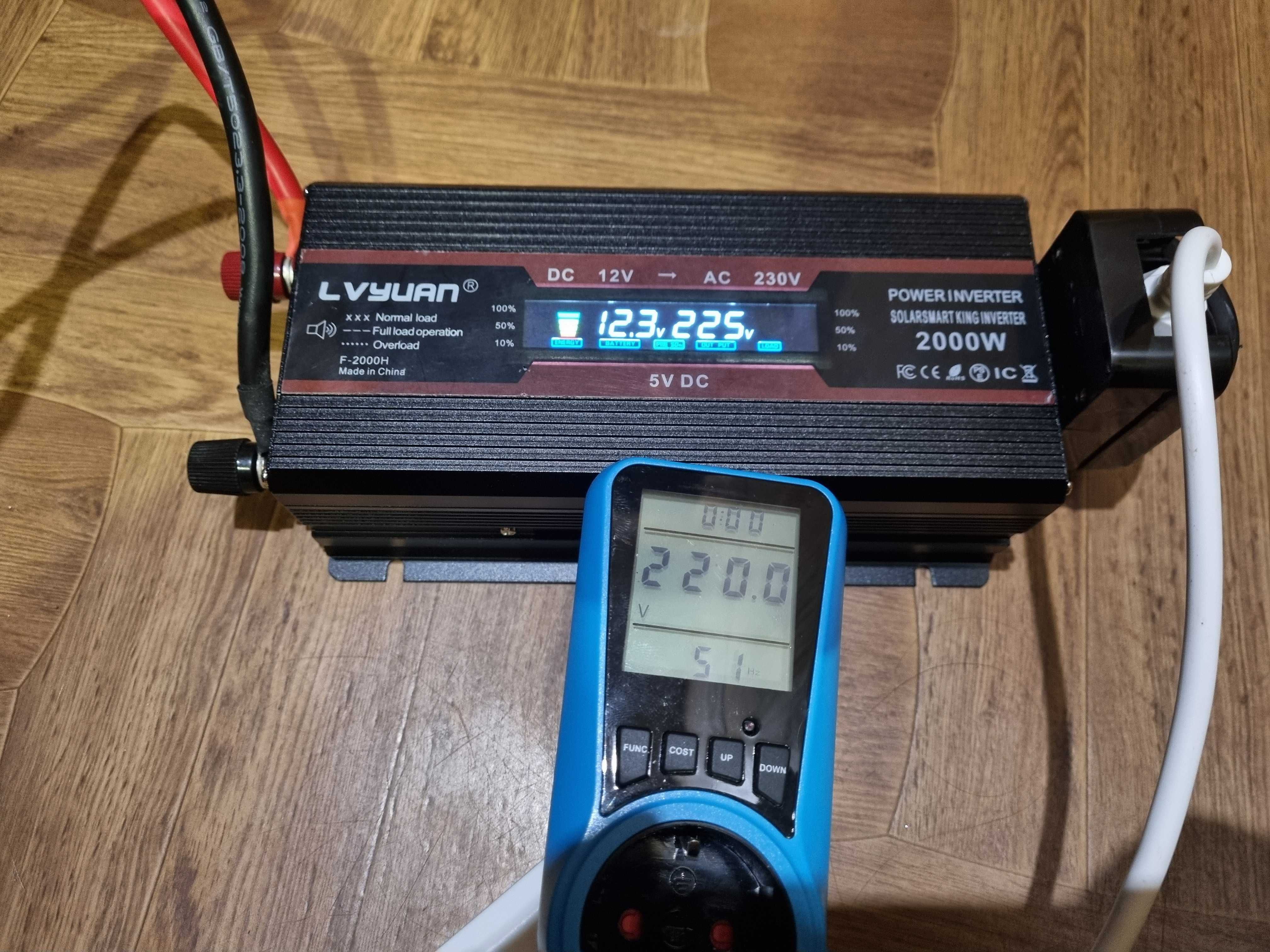 Инвертор 12V-220 LVYUAN 2000W с дисплеем и 2 USB