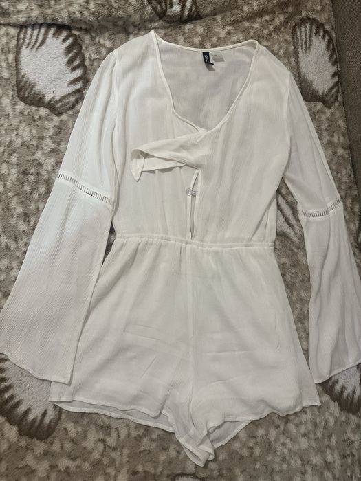 Білий легкий літній комбінезон