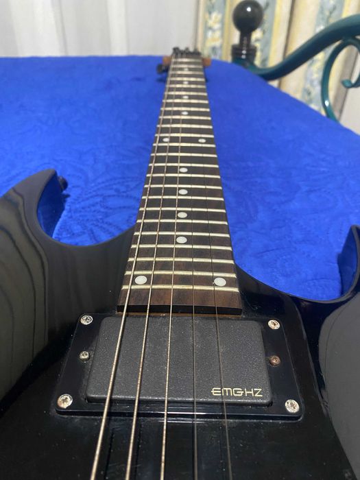 Guitarra elétrica IBANEZ GIO