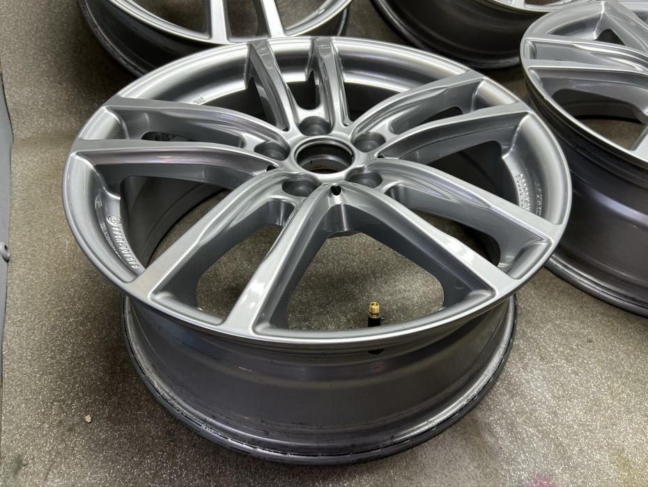 Диски R18 5 112 et45 J7 skoda a5 a7 VW golf alltrack scout seat