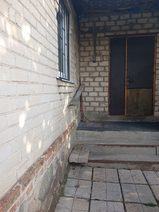 Здається  великий будинок Балабине можна військовим