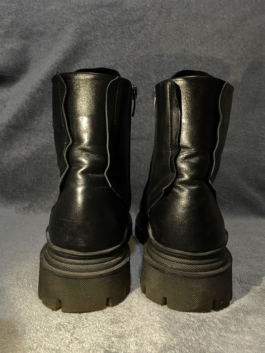 Шкіряні зимові ботинки жіночі