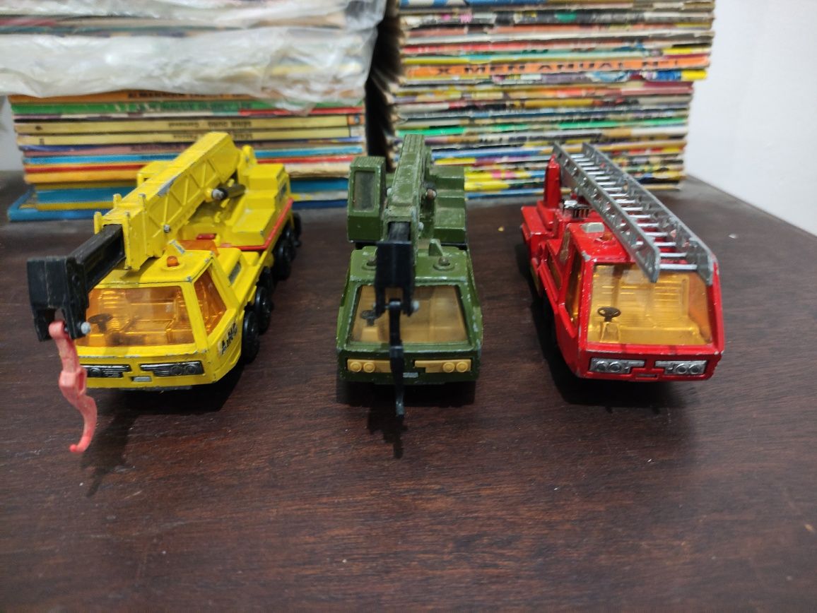 Carros em miniatura Camiões