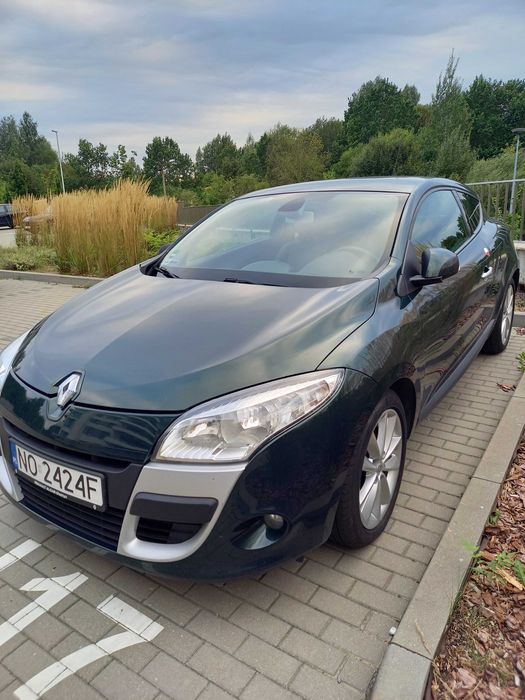 Renault Megane Coupe. Dodam 4 felgi aluminiowe 16 cali-gratis