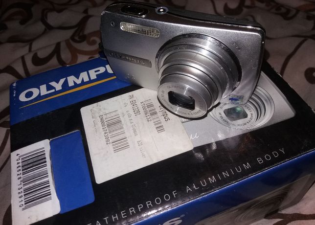 Продам фотоапарат Olympus µ 820 + карта XD 2Gb