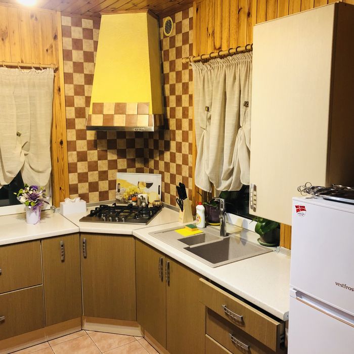 Оренда будинку на день , місяць святкування свят, більярд Мангал