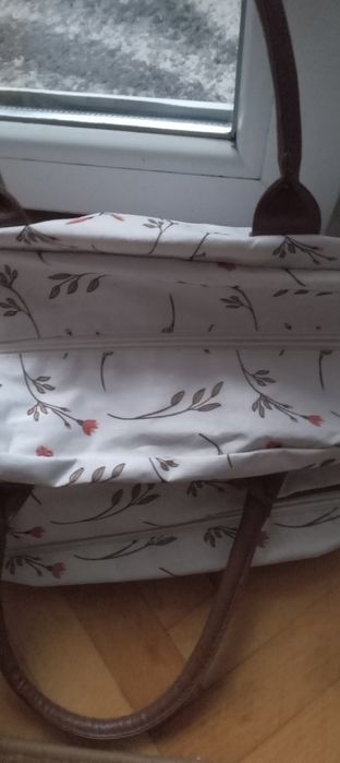 Дорожня сумка невелика