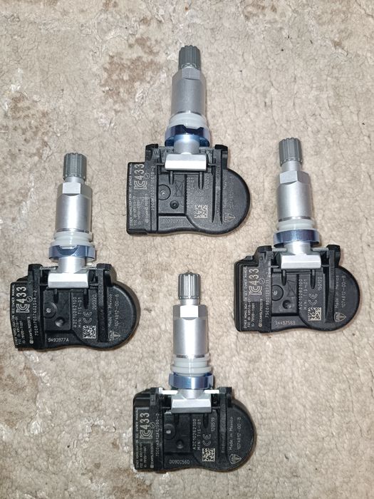 Продам датчики тиску шин давления колес Тесла Tesla tpms