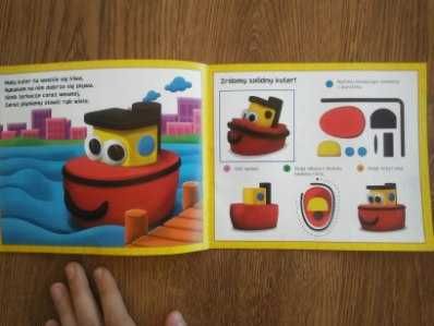 Plastelinowe pojazdy książka budowy Play-doh