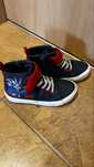 Buty Looney Tunes zapinane na boku