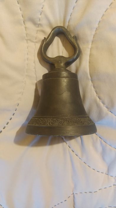 Dzwon mosiężny z obręczą