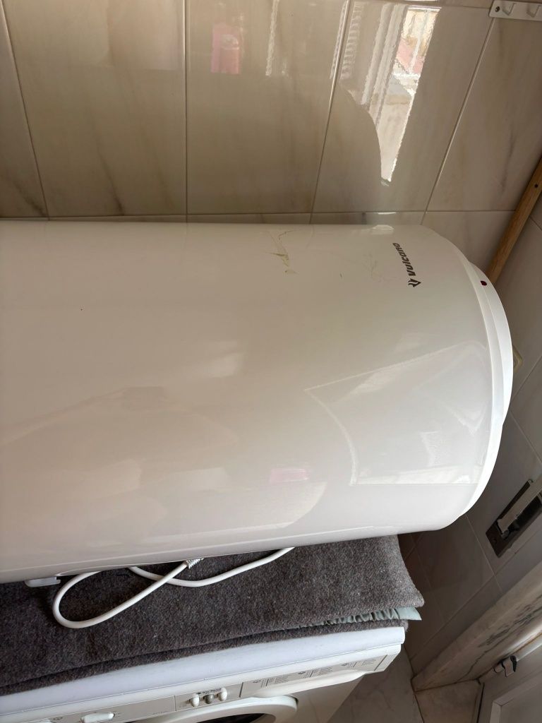 Vende se termoacumulador