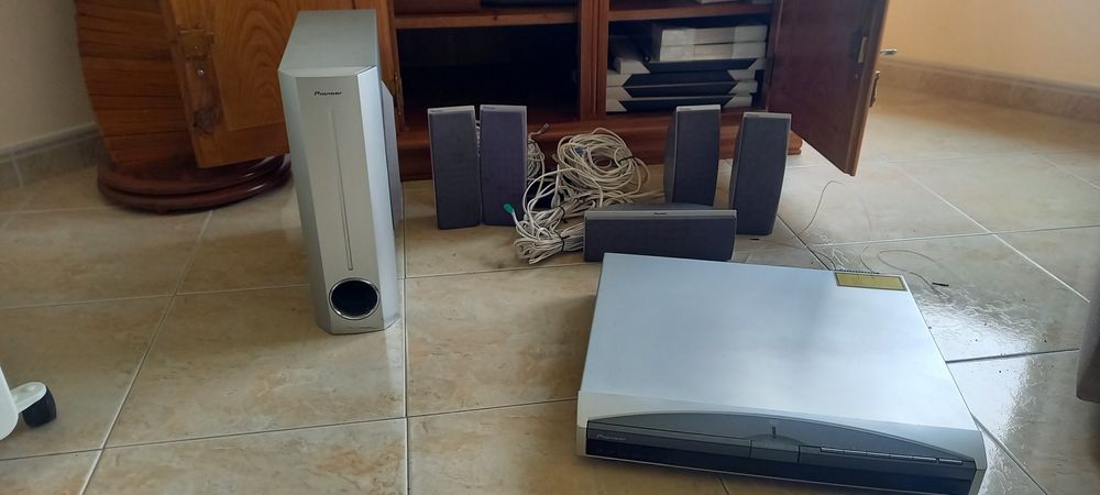 Kit cinema seminovo  em muito bom estado.