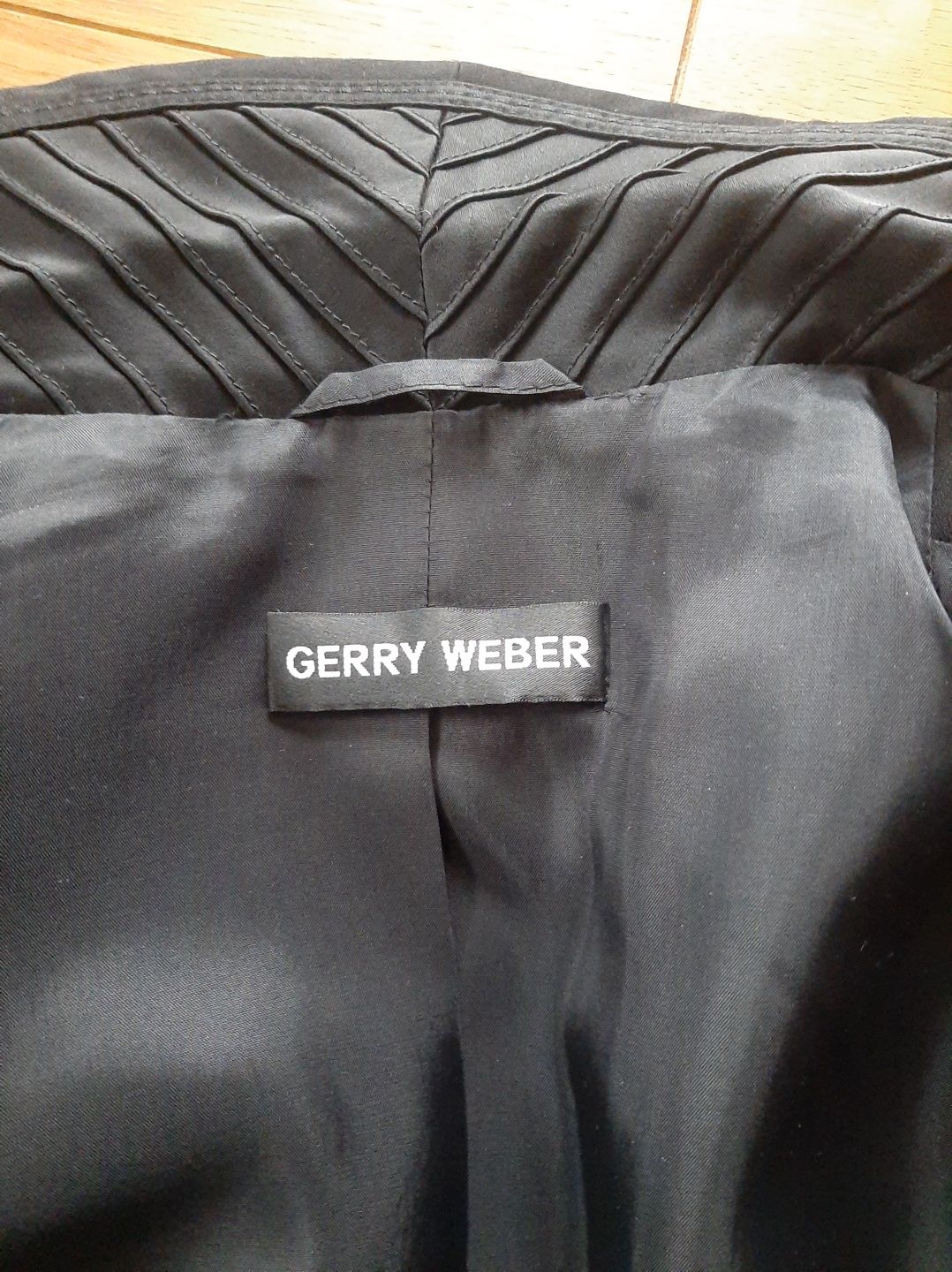 Garnitur spódnica i zakiet 40 Gerry Weber