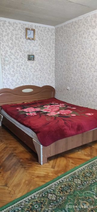 Однокімнатна квартира поряд з метро "Дарниця"