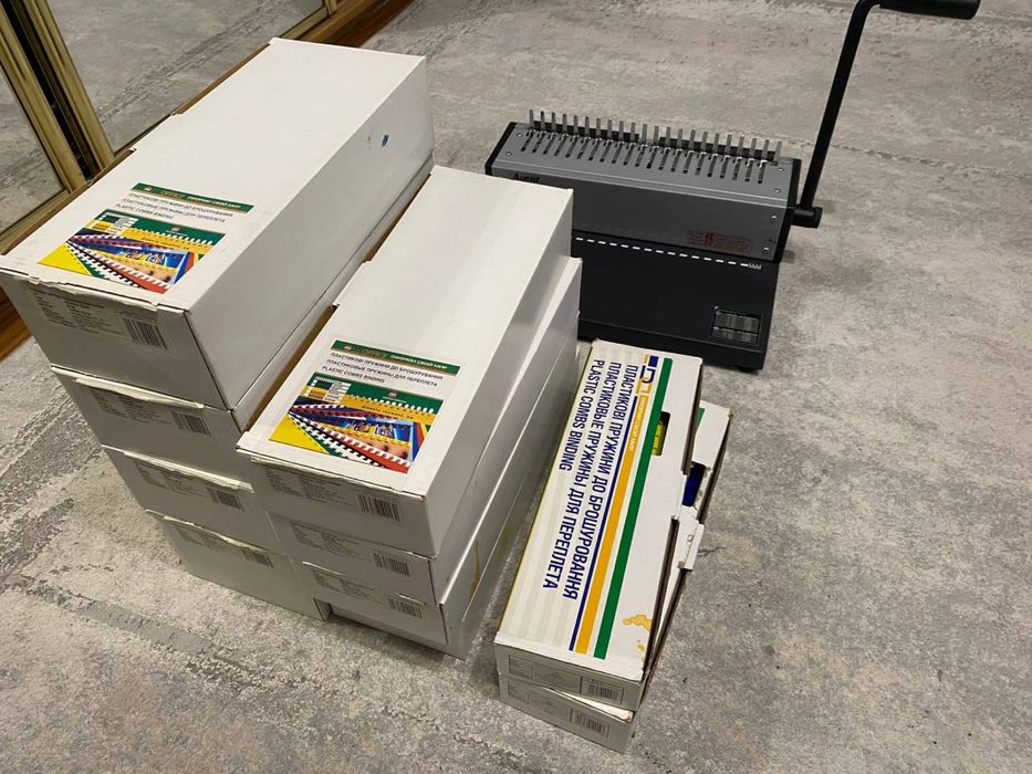 Біндер Agent B-15 (пластикова пружина)