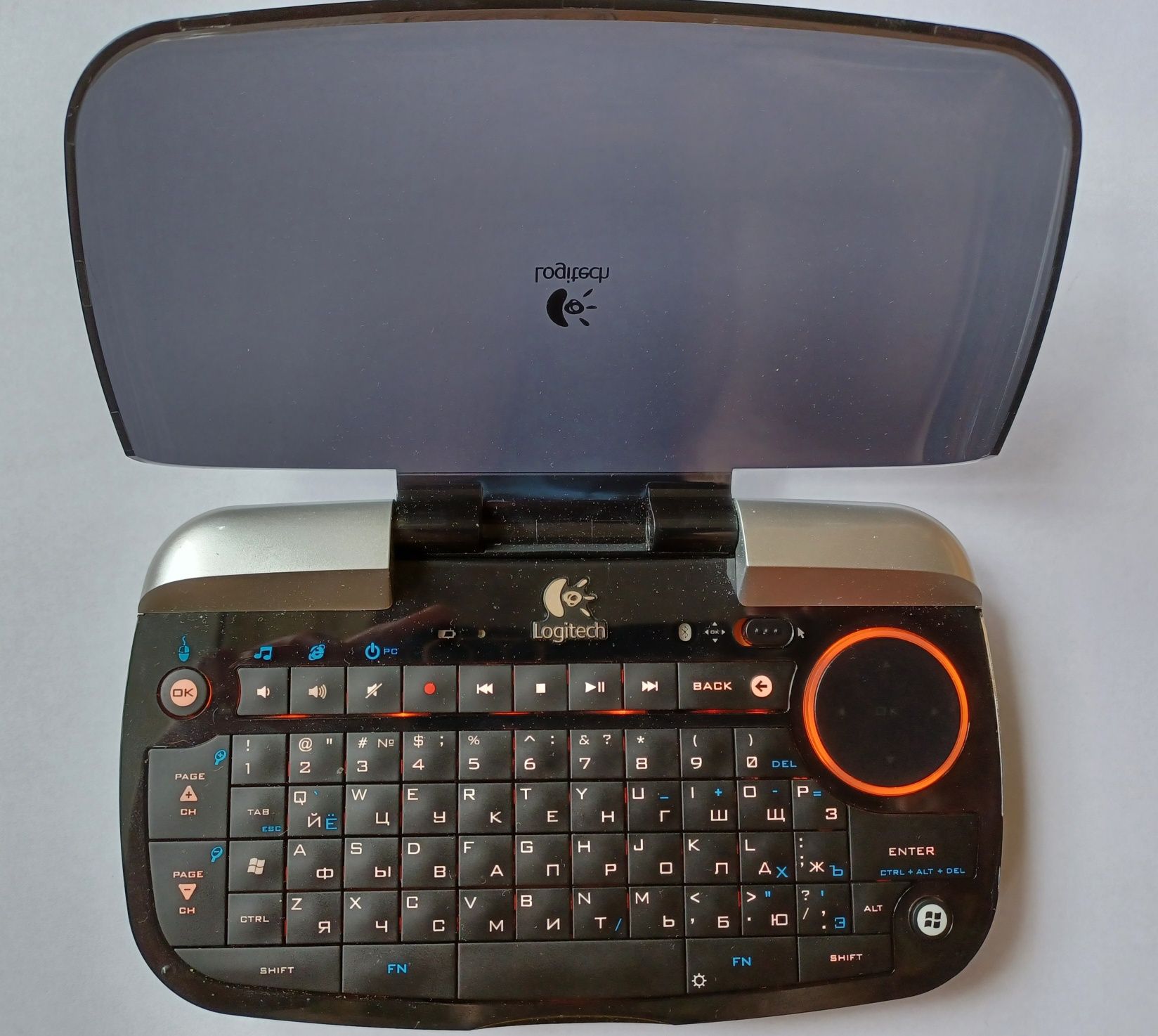 Мини клавиатура безпроводная Logitech diNova