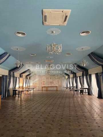 без %Ресторанний компл. 1200м2, сосновий бір, у власності 2 га фасад