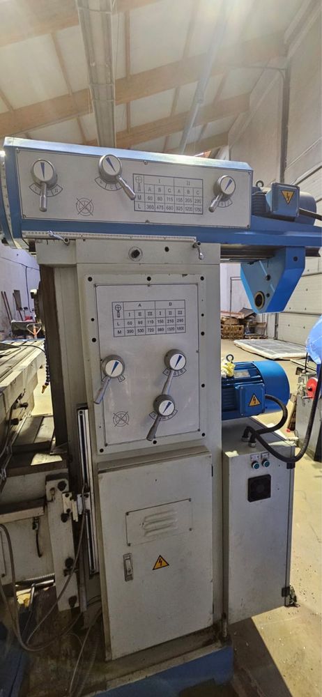 Frezarka uniwersalna XL6436C 1320 x 360