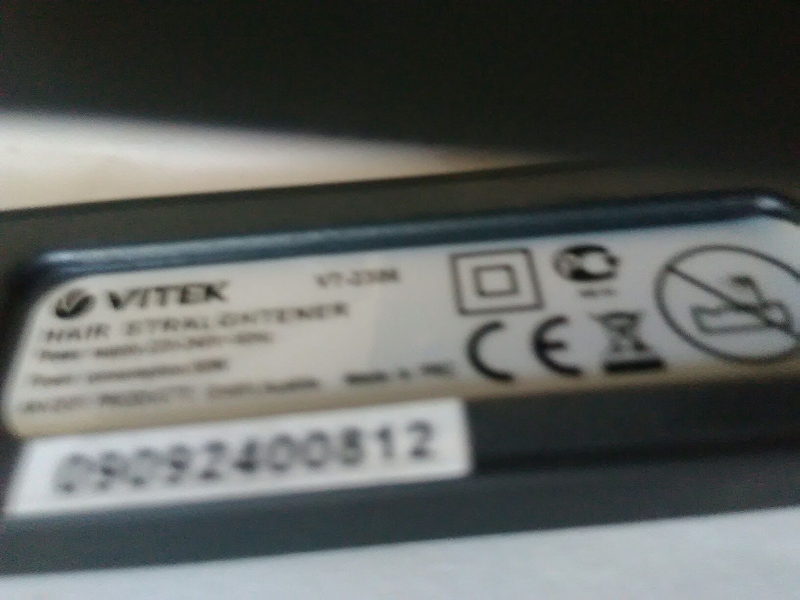 Продам новый выпрямитель для волос VITEK VT-2306