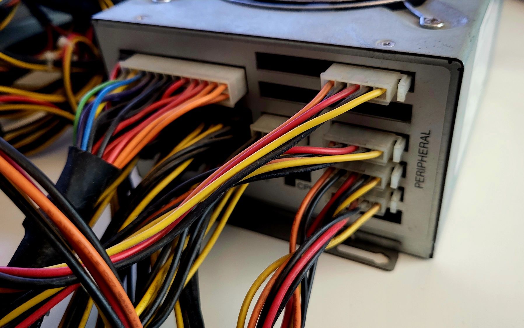 Zasilacz FSP/Fortron 1200W 80+ Plus Gold Modularny