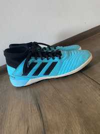 Turfy adidas predator