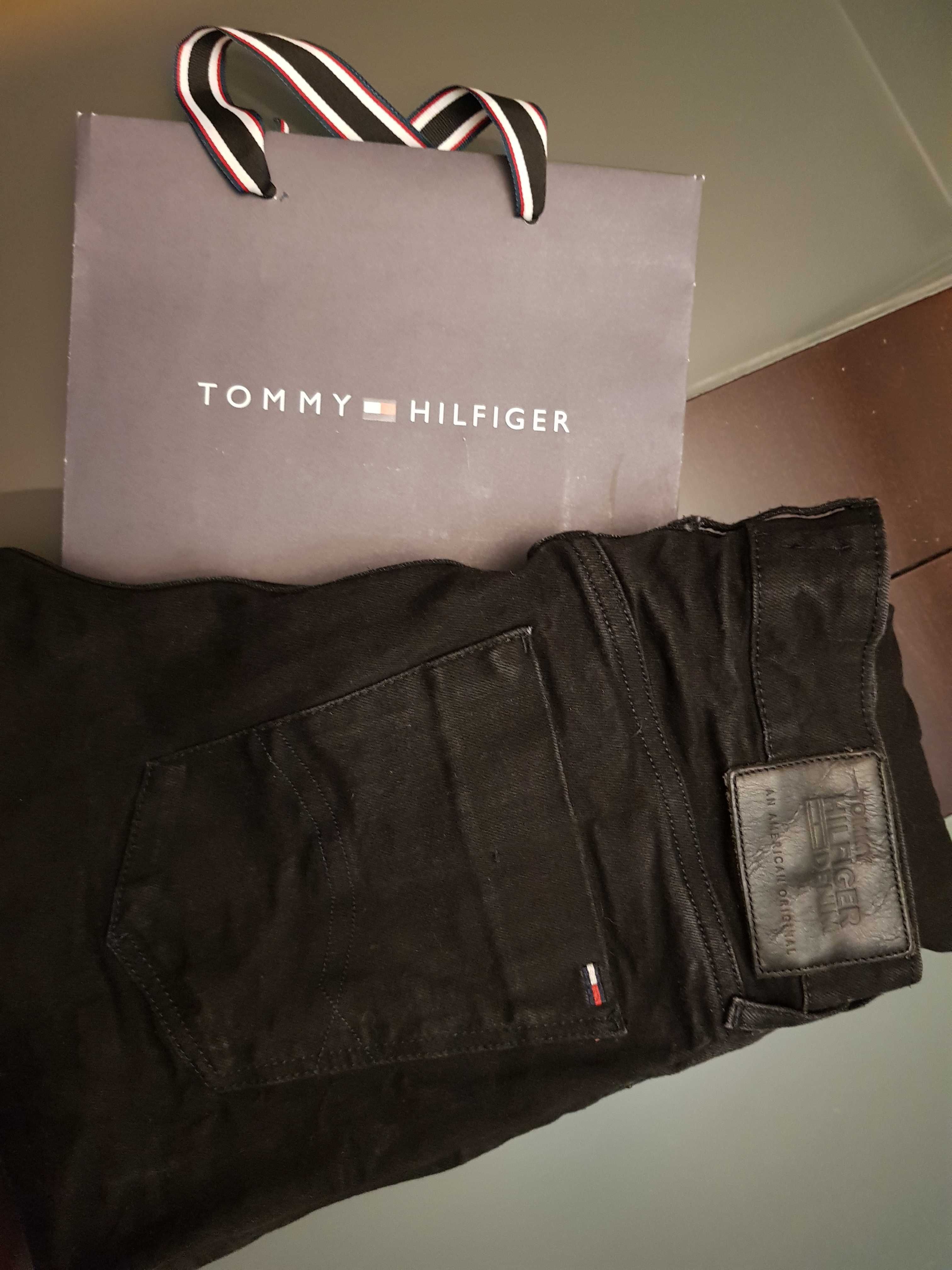 Spodnie firmy Tommy Hilfiger rozm 31/34 Scanton slim