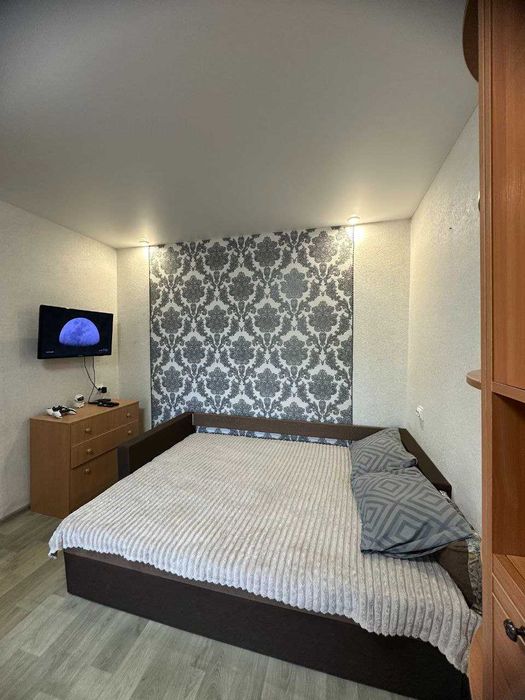 Продам реальную  1-комн.кв.Одесская 10 мин Мереф шоссе ,ул.Западная 56