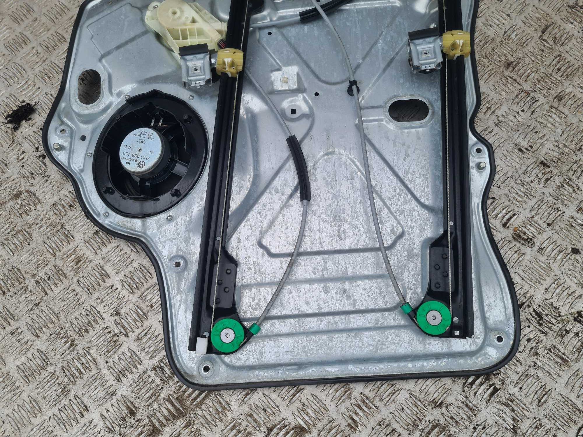 VW Transporter T5 2.5 07r mechanizm podnośnik szyby lewy przód