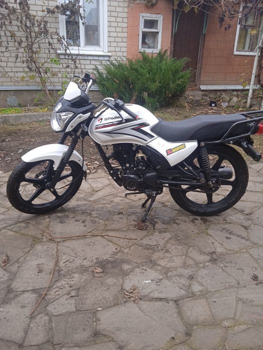 Продам мотоцикл Spark 150
