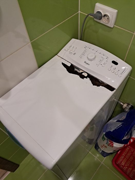 Продам стиральну машину вірпул.