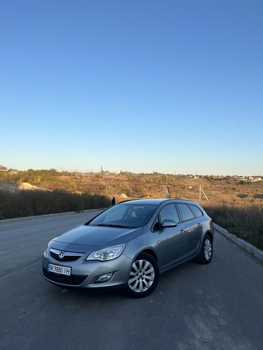 OPEL Astra 2.0D.