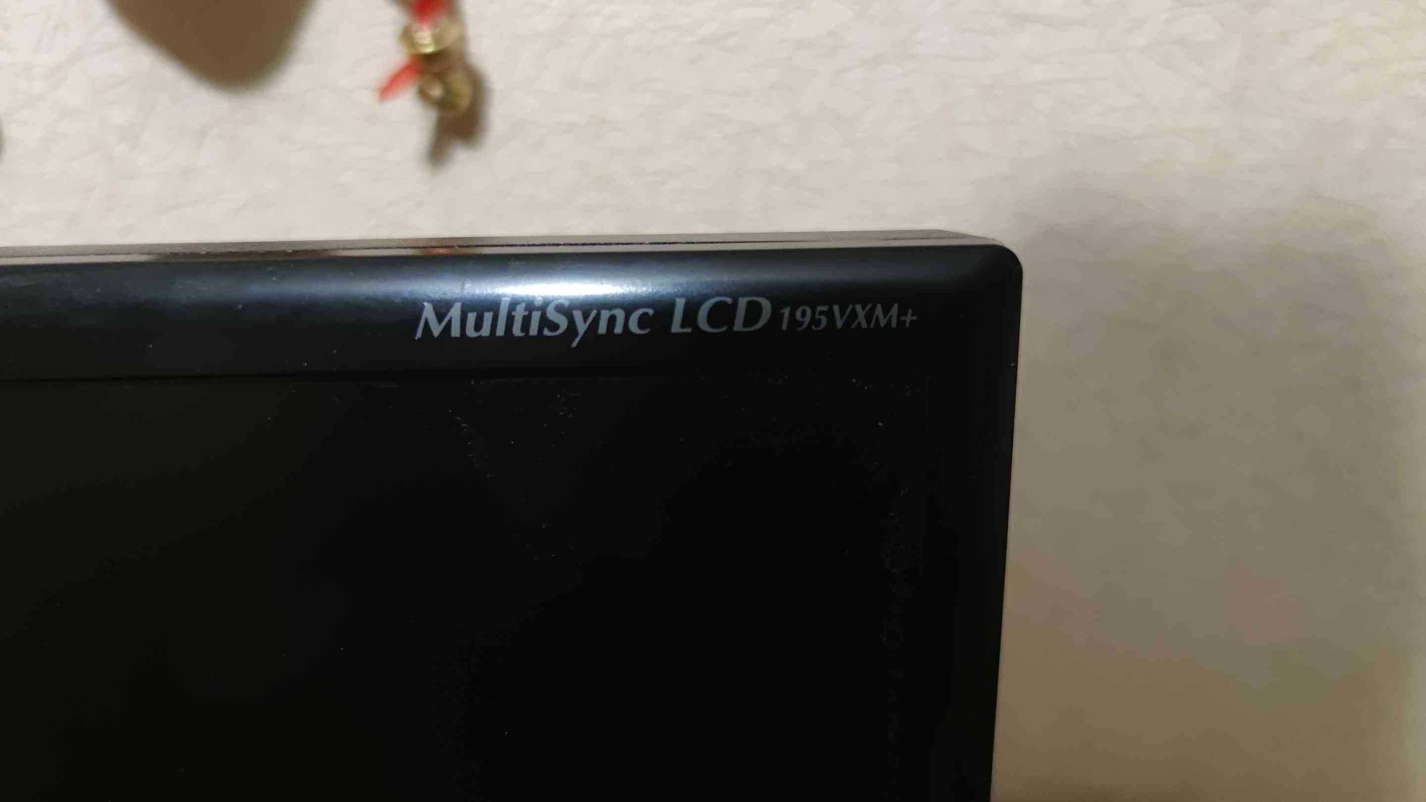 Монитор NEC LCD 195VXM+