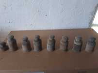 Antiguidade. Potes de especiarias em madeira