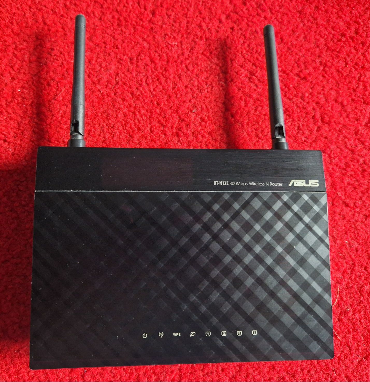 Wi-Fi роутер Asus RT-N12E (300 Mbps Wireless N Router)