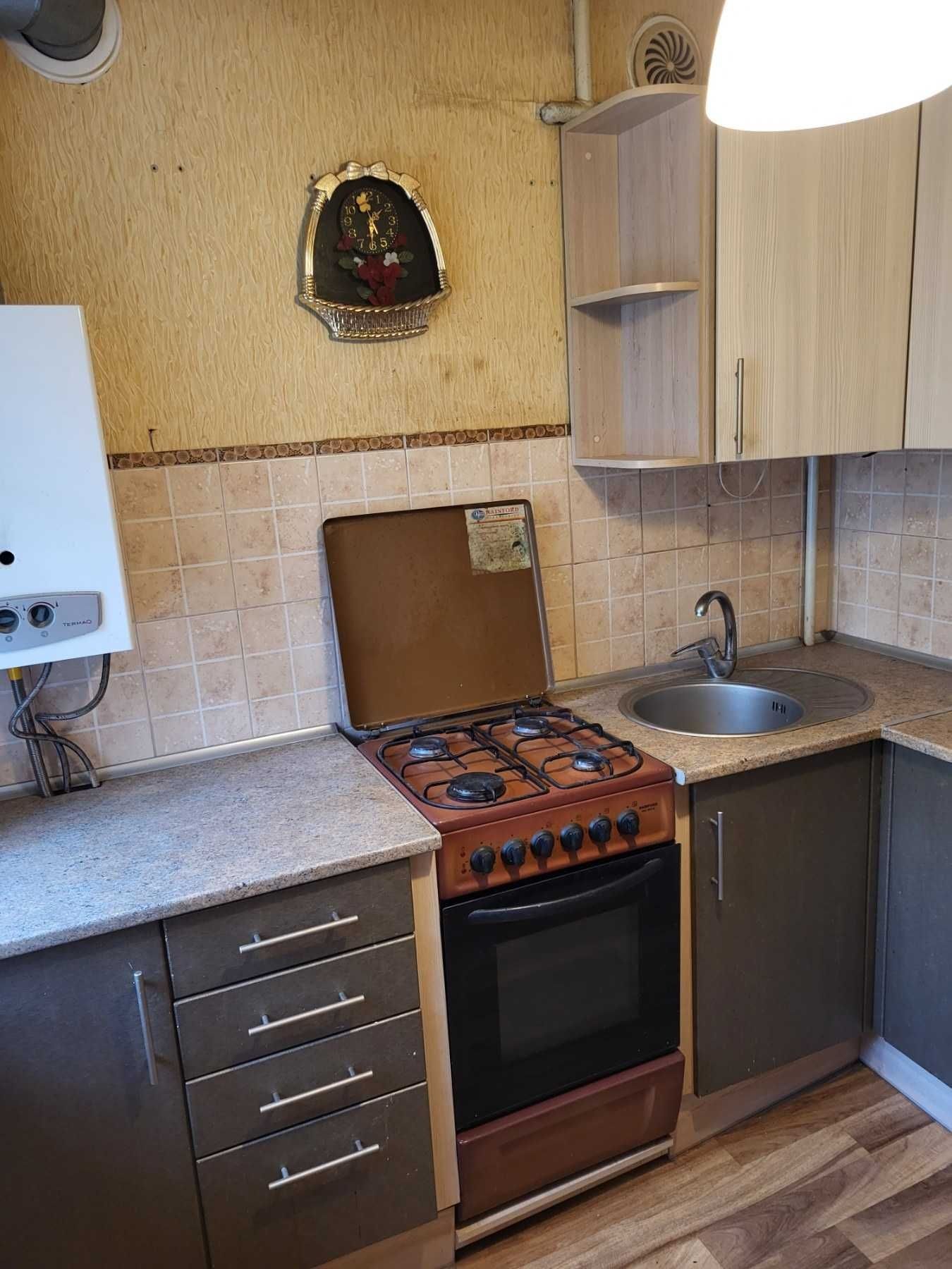Продам 1 комнатную квартиру район Калиновой,Образцова , Универсальная