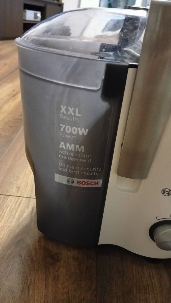 Sokowirówka Bosch XXL