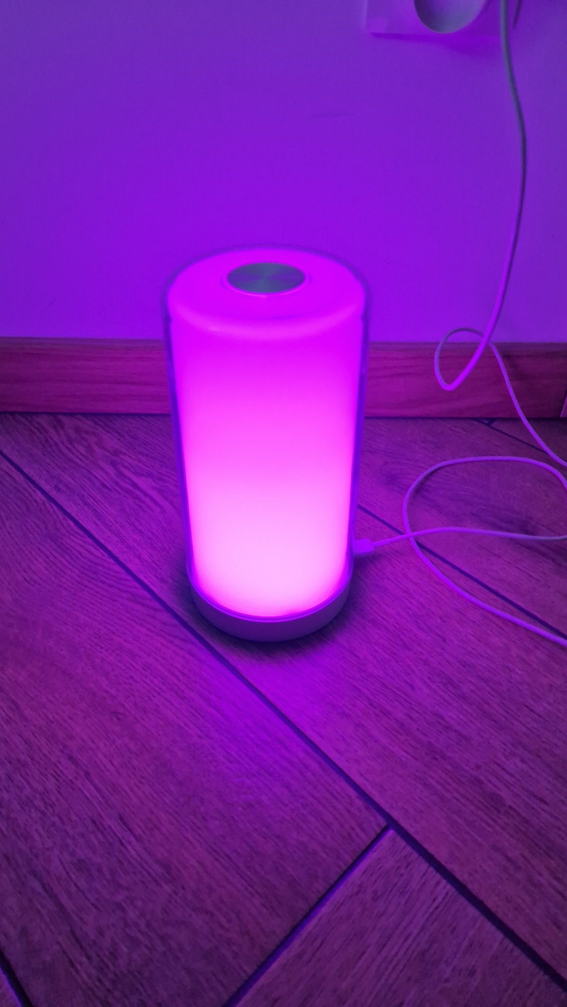 Dotykowa lampka led